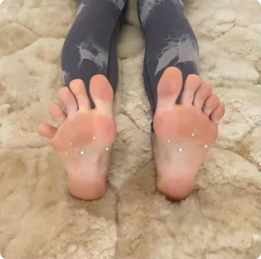Feet showing discomfort